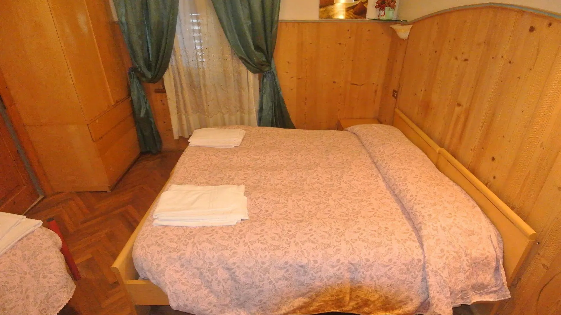 Hotel Brustolon Dont 2*,  Italia